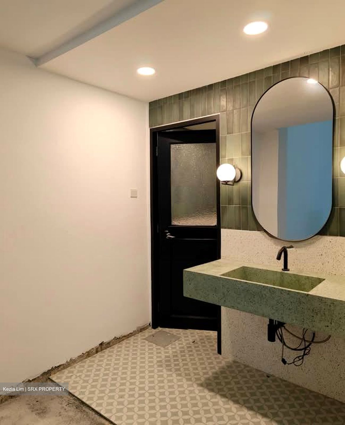 Lorong Telok (D1), Retail #555847281